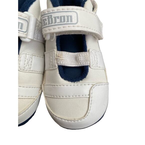 HTF Nike LeBron Size 2c Baby Crib Shoes - Picture 5 of 13